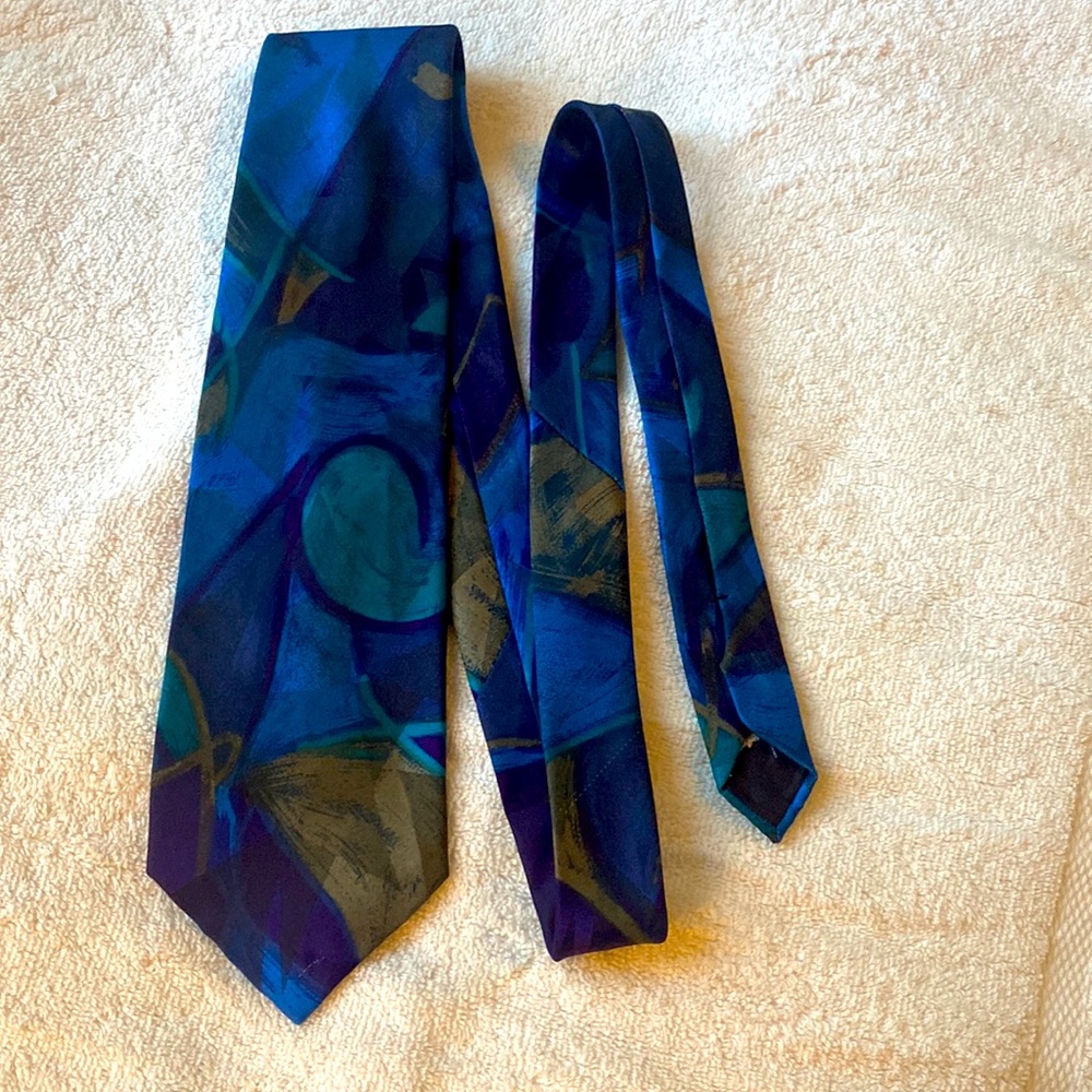 Tie